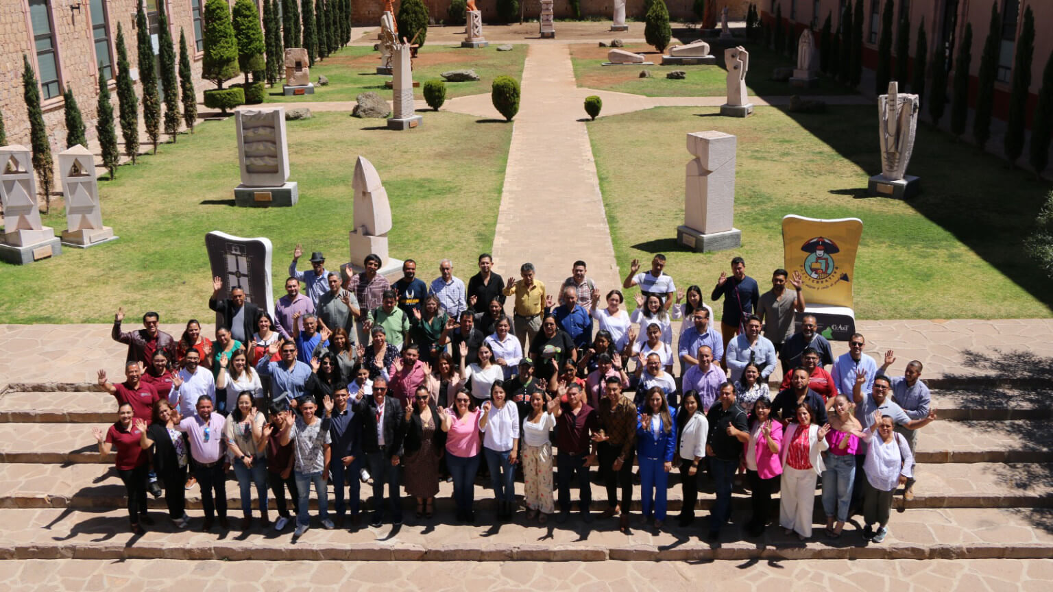 A nivel nacional, el Programa de Desarrollo Cultural Municipal de Zacatecas, del IZC, es el único que opera con un carácter bipartita