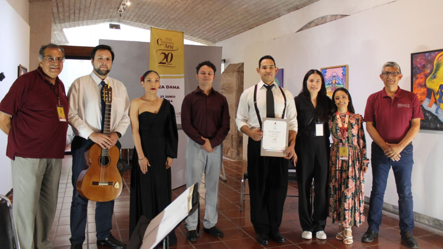 Se llevó a cabo el concierto de voz y guitarra "Tango fatal, soberbio y bruto"