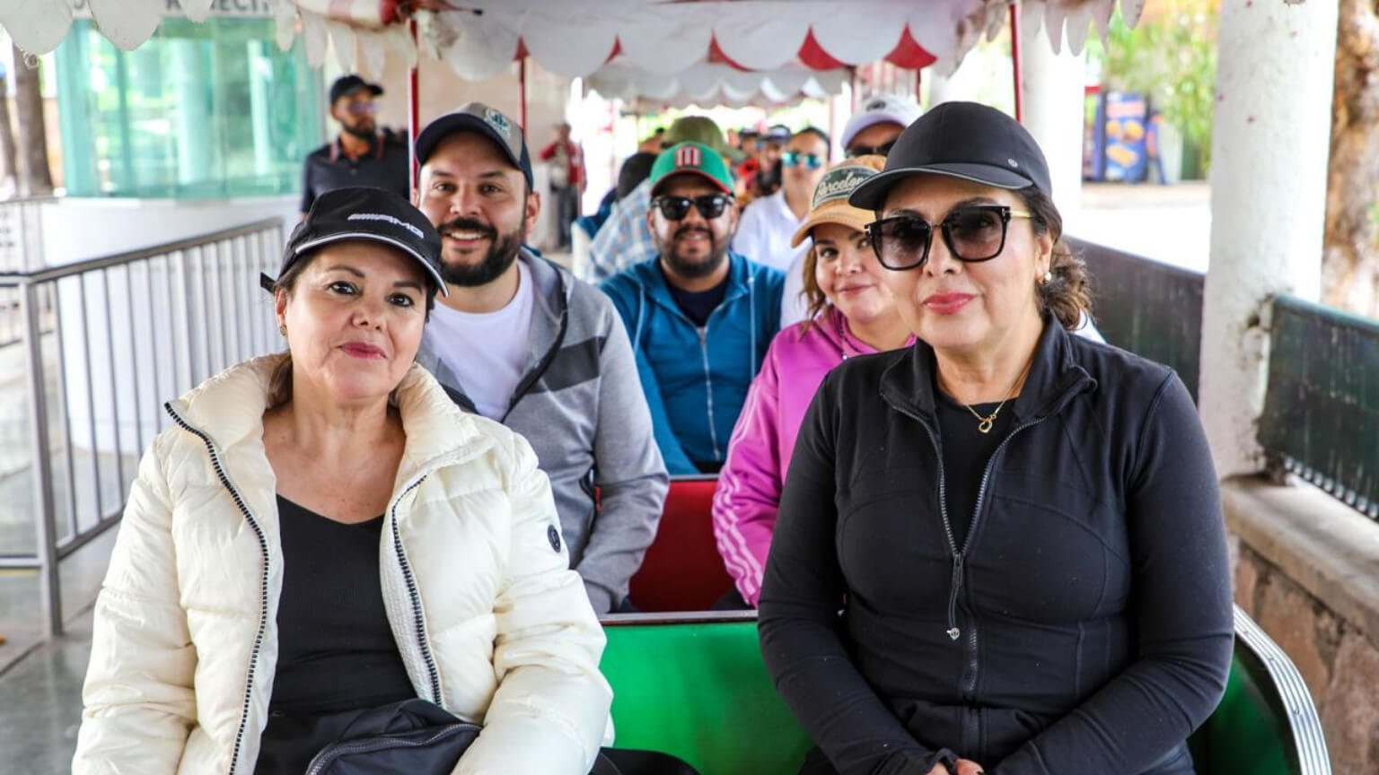 La Presidenta Honorífica del SEDIF informó que seguirán las labores de rehabilitación en los juegos infantiles