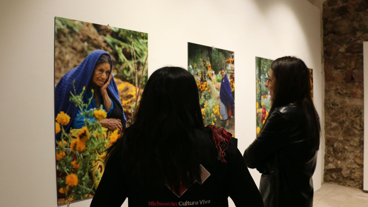 "Animecha kejtzitakua", la muestra fotográfica de Iván Holguín, explora el ceremonial de ánimas p'urhépecha