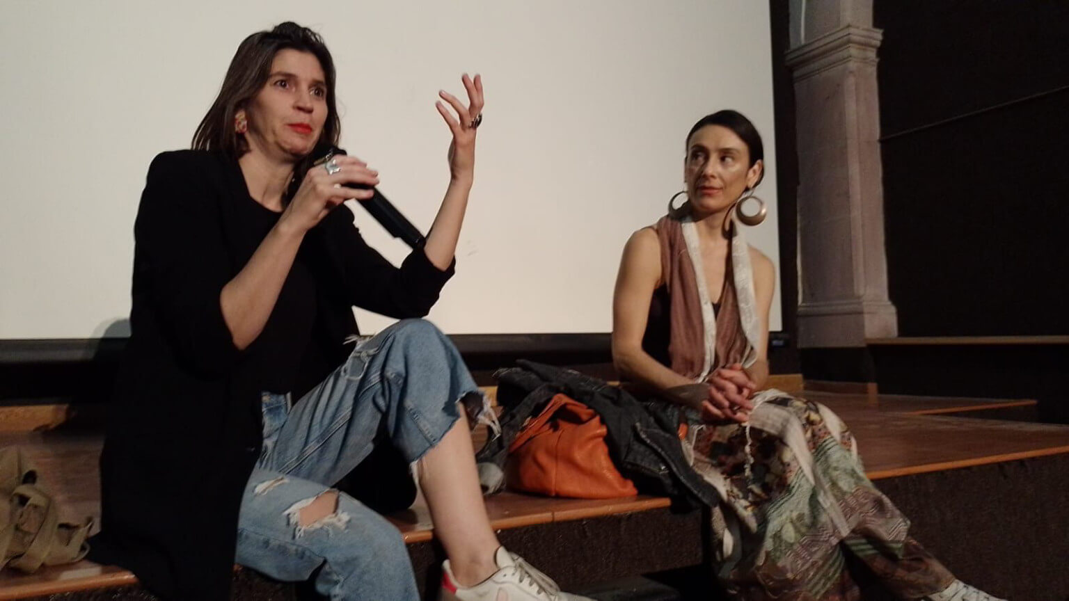 Estrenan en Cineteca Zacatecas “Días Borrosos”, con la presencia de la protagonista y directora de la cinta Público de Zacatecas participa en charla con la actriz y directora tras la proyección de "Días Borrosos"