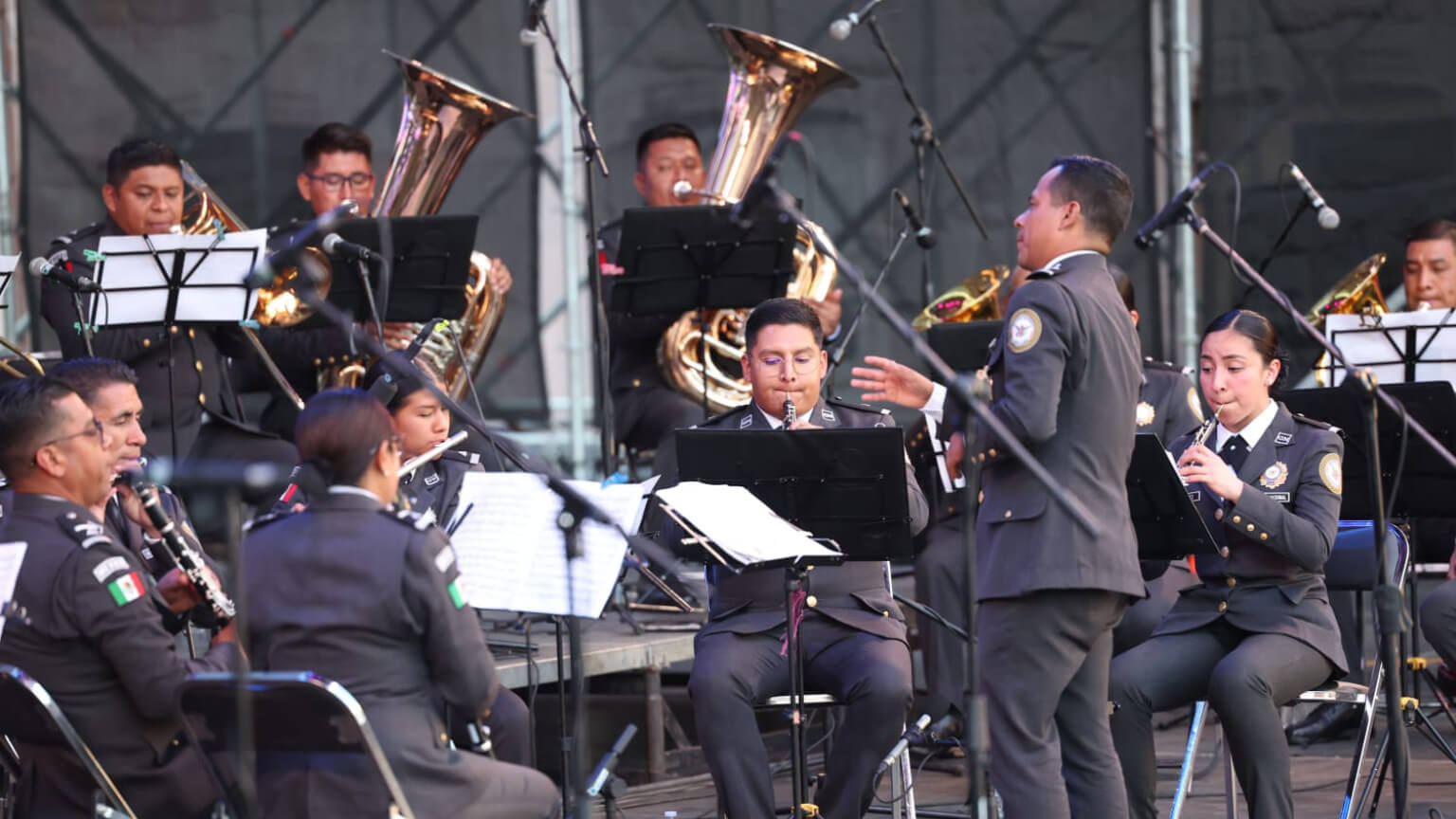 Zacatecas aplaude conciertos del Mariachi y Orquesta Sinfónica de Alientos de la Guardia Nacional, en el FCZ 2025 Música y cultura fortalecen la prevención del delito en evento cultural de Zacatecas 2025